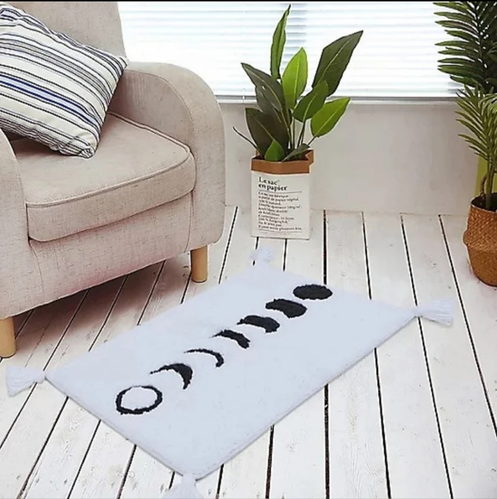 Vienna Lunar Phases of the Moon Accent Rug in White/Black Wild Sage BNWT SO